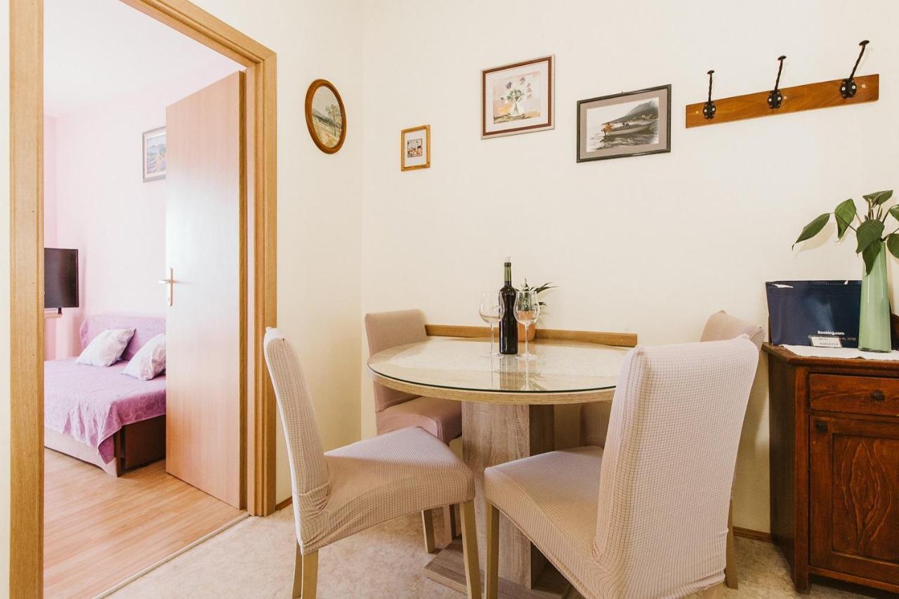 לוקבה Apartment Kuzmanic מראה חיצוני תמונה